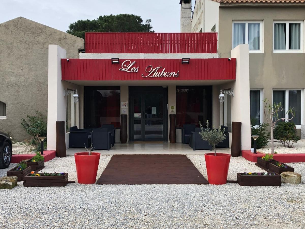 קסארג Logis Hotel Restaurant Les Aubuns מראה חיצוני תמונה